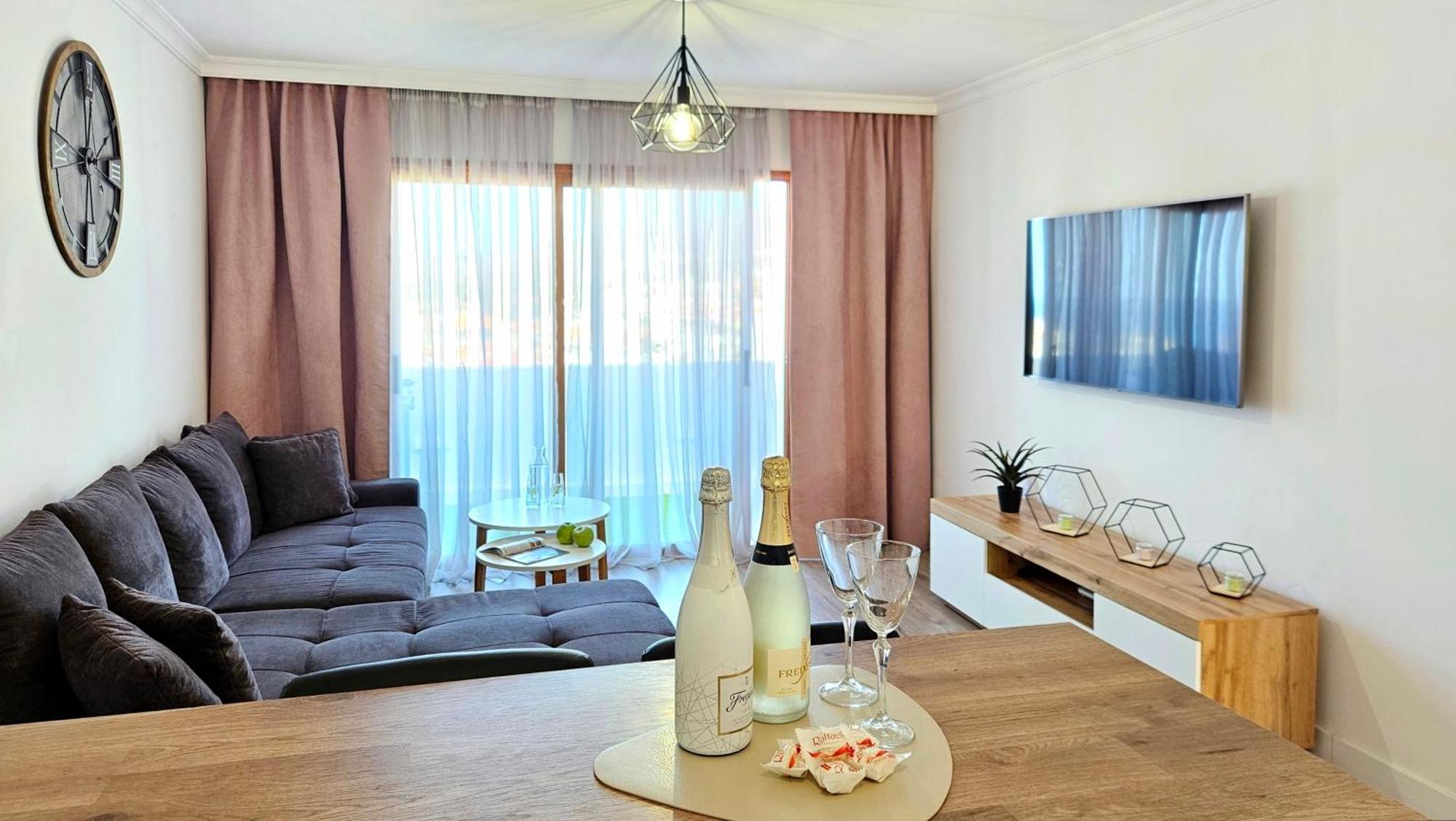 Paulmarie Family Apartment Ocean&Mountain View アデヘ エクステリア 写真